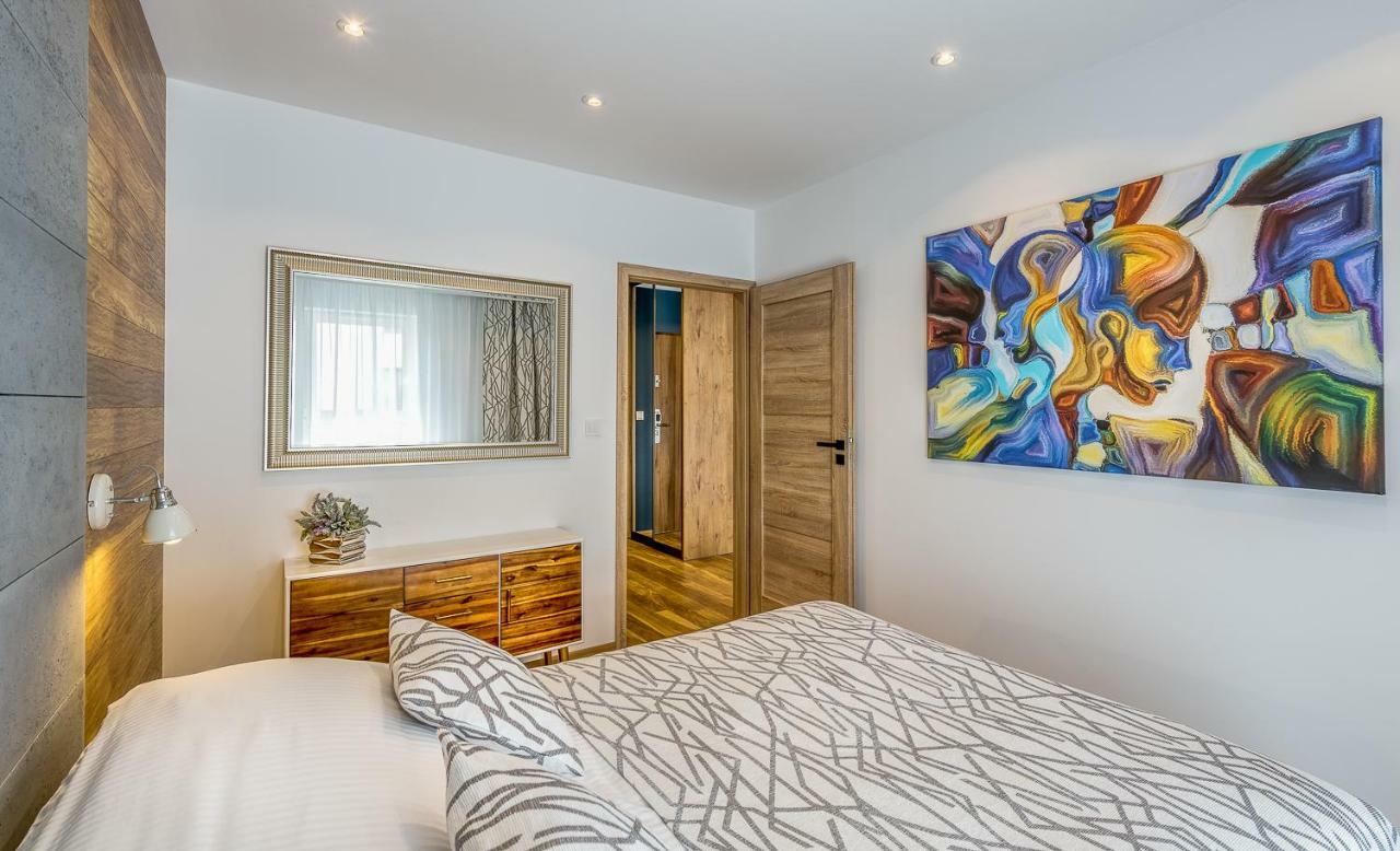Apartament Merkury Z Parkingiem Торунь Екстер'єр фото