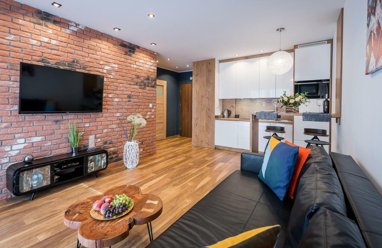 Apartament Merkury Z Parkingiem Торунь Екстер'єр фото